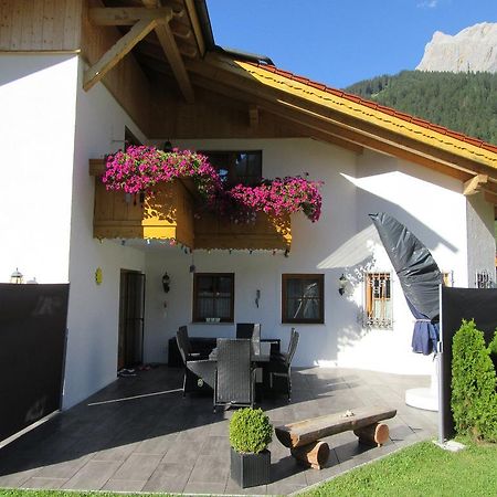 Alpen-Chalet Ehrwald Exterior photo