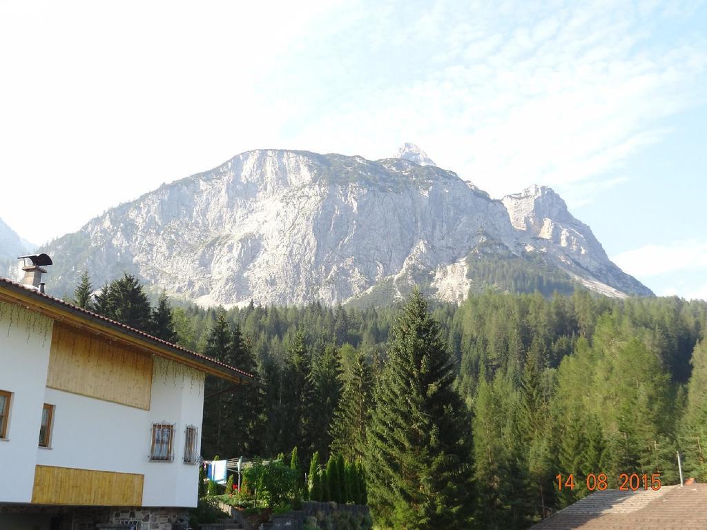 Alpen-Chalet Ehrwald Exterior photo